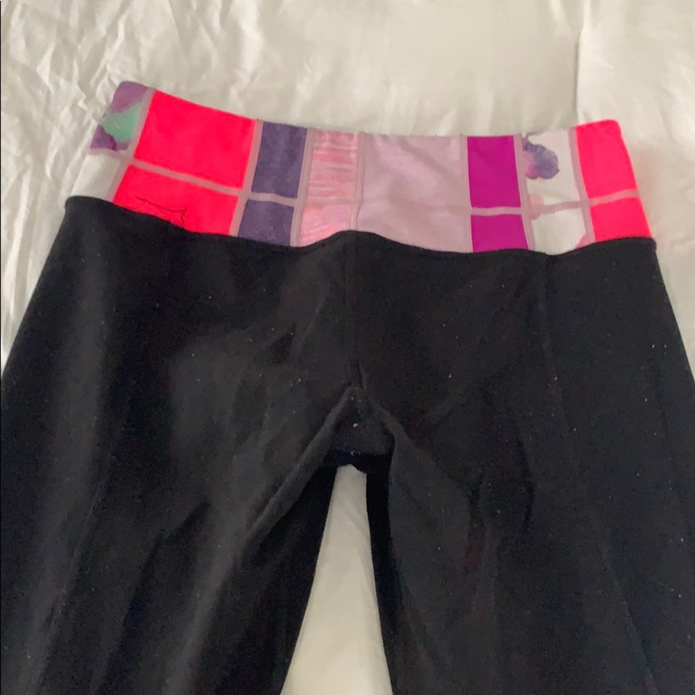 Reversible lululemons size 4 bootcut